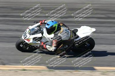media/Jan-16-2026-CVMA Friday Practice (Fri) [[6f2bf47531]]/3-Racer 2/Session 2 Bowl Entry Pans/